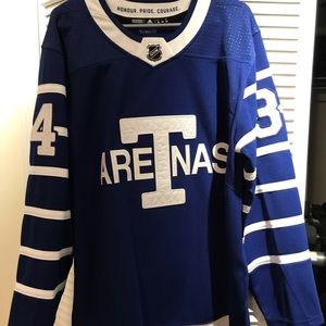 Auston Matthews Toronto maple leafs jersey